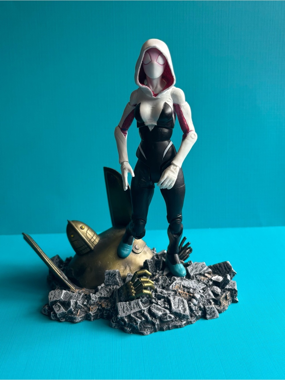 Diamond Comic Spider-Gwen Action Figure
